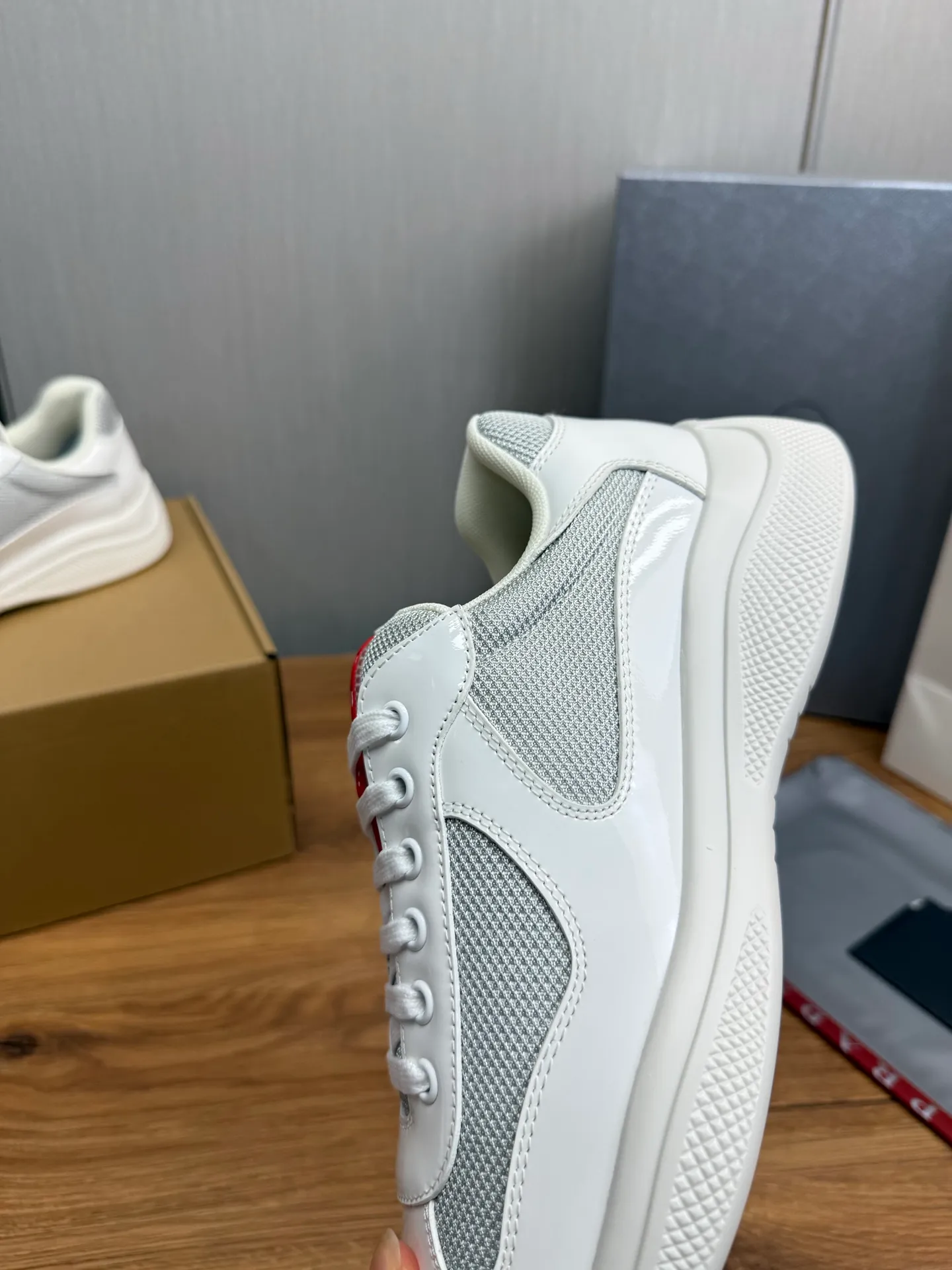 Men's shoes 640💰 [PRADA] Hot selling items🔥Must be recommended every day~~ Official website synchronized, 1:1 high quality shipments✔️ Imported cowhide fabric, rubber material + cowhide lining, original bottom, high-end airplane box packaging🎁 38-45 (38.45 custom-made, non-returnable)